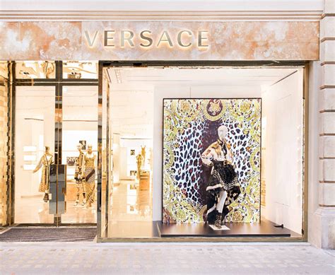 cultura e mission versace|versace shop.